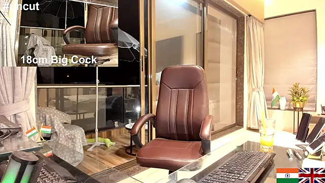 Snapshot of OnlineBossUK chatting on February 2025 02:57:01 PM OnlineBossUK online show from February 2025 02:57:01 PM