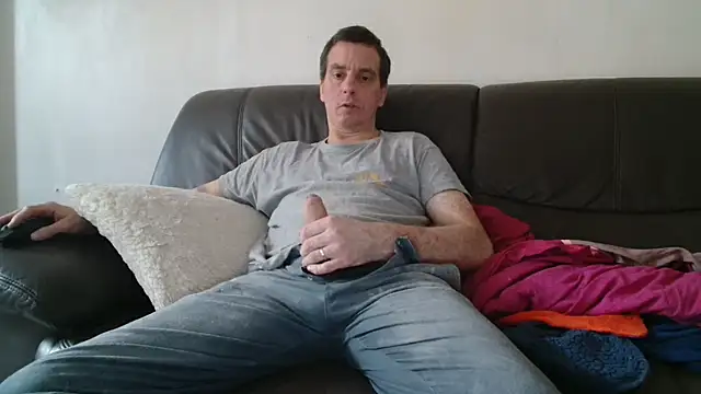 cloupefun online show from November 2025 07:51:02 AM