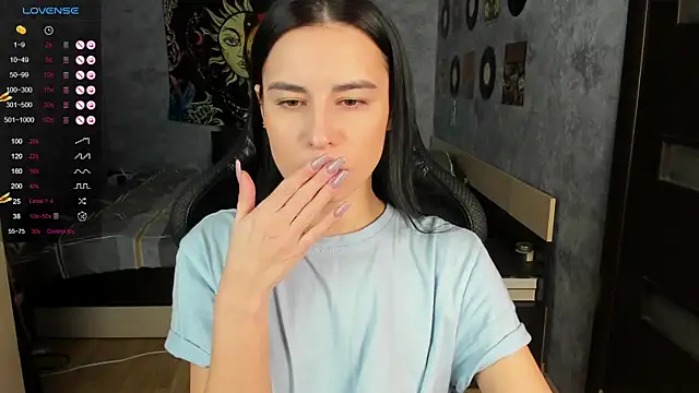 Snapshot of Horny_Nikki_ chatting on December 2024 03:16:02 AM Horny Nikki online show from December 2024 03:16:02 AM