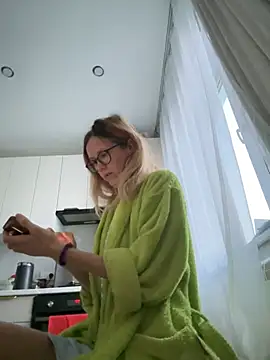 angelmommu online show from February 2025 04:36:01 AM