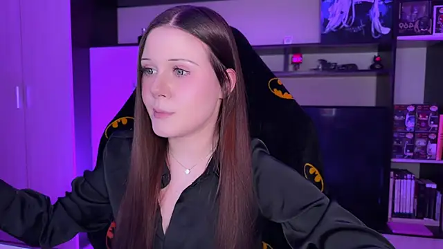 jasminevine online show from April 2026 09:12:02 PM