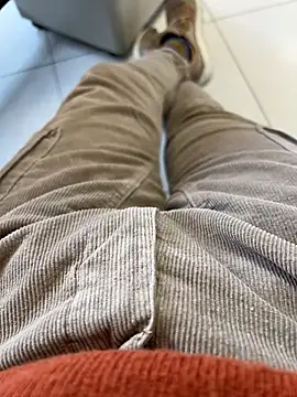 Snapshot of buodiculo chatting on February 2025 11:23:02 AM buodiculo online show from February 2025 11:23:02 AM