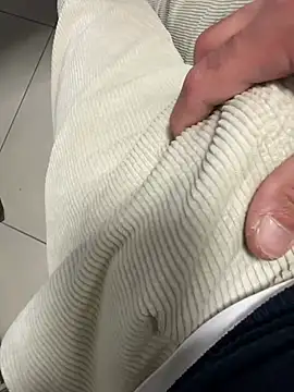 Snapshot of buodiculo chatting on February 2025 04:42:02 PM buodiculo online show from February 2025 04:42:02 PM