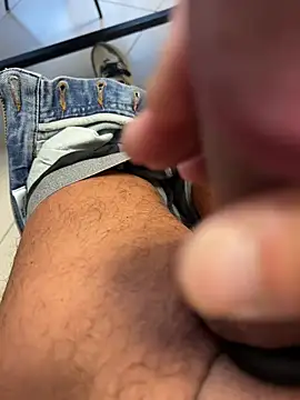 Snapshot of buodiculo chatting on February 2026 07:13:01 AM buodiculo online show from February 2026 07:13:01 AM