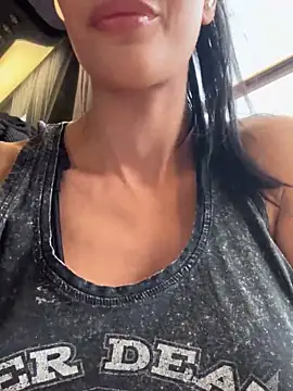 Snapshot of Helena_Karel chatting on December 2024 03:11:01 PM Helena Karel online show from December 2024 03:11:01 PM