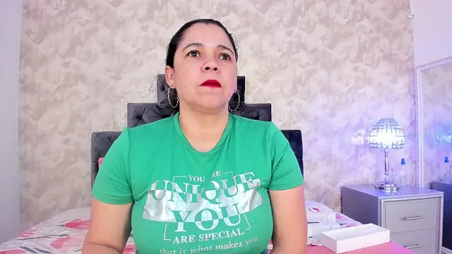 Snapshot of elizabeth_coleman chatting on October 2025 09:35:02 PM elizabeth coleman online show from October 2025 09:35:02 PM