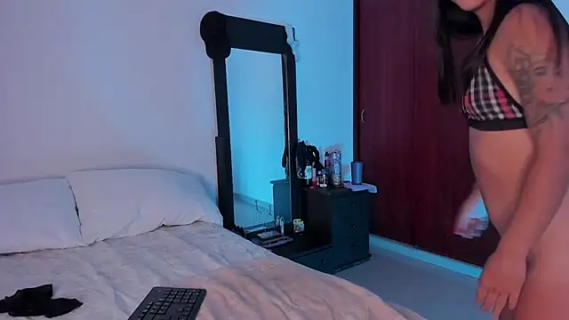 Snapshot of little_kayla_ chatting on March 2025 05:31:02 AM little kayla online show from March 2025 05:31:02 AM