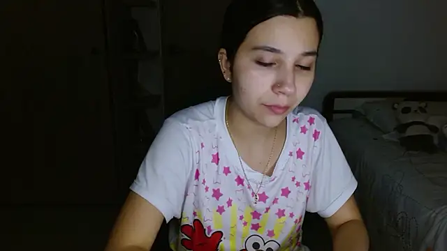 mia  lopez  online show from March 2026 03:43:01 AM