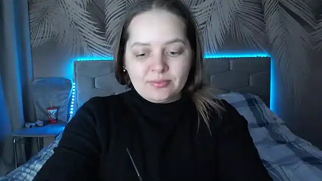 uliastar online show from February 2025 07:09:02 AM