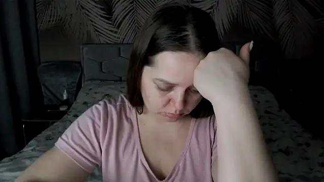 uliastar online show from February 2026 08:21:02 AM