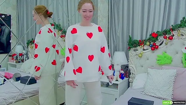 TinaBrook online show from December 2025 04:18:02 AM