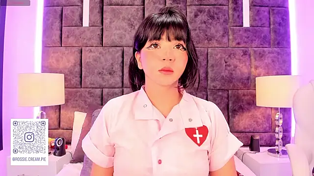 Petit-Rosse online show from February 2025 02:51:02 AM