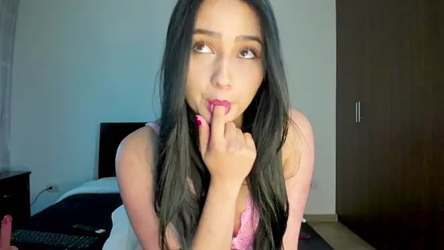 Snapshot of Hott_Hanna chatting on November 2025 05:54:01 AM Hott Hanna online show from November 2025 05:54:01 AM