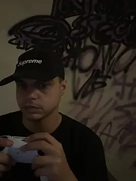 Magosupreme online show from April 2026 03:07:02 PM