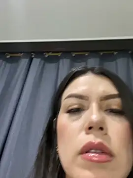 martina contreras online show from February 2025 12:30:01 AM