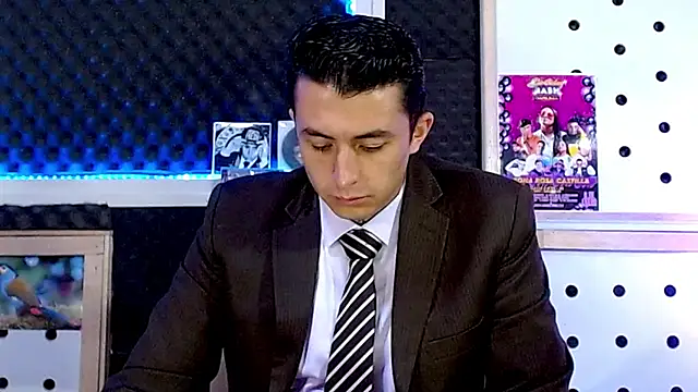 Darko0717 online show from February 2025 02:32:02 PM