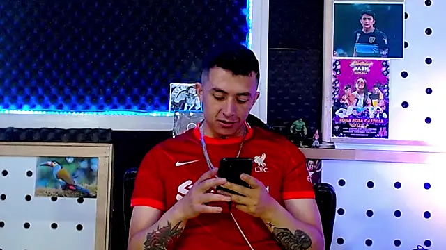 Darko0717 online show from February 2025 12:06:01 PM