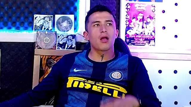 Darko0717 online show from February 2025 02:15:02 PM