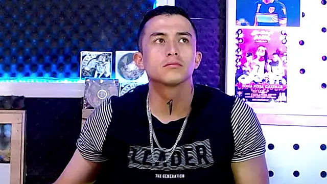 Darko0717 online show from February 2025 05:43:01 PM