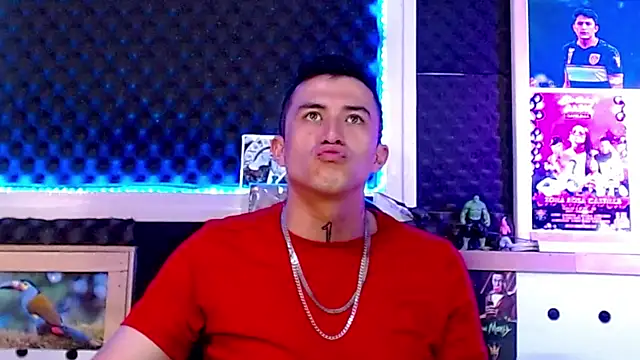 Darko0717 online show from February 2025 04:11:02 PM