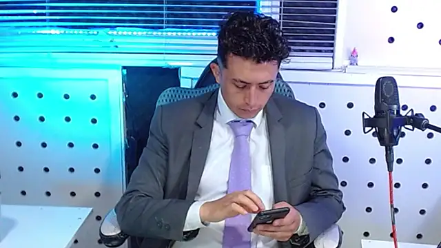 Darko0717 online show from September 2025 11:32:02 AM