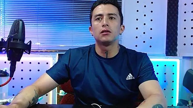 Darko0717 online show from April 2026 12:27:01 AM