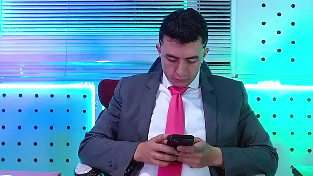 Darko0717 online show from May 2026 11:27:02 AM