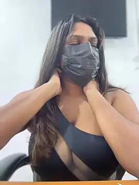 Snapshot of Black_Beauty997 chatting on February 2025 05:31:01 PM Black Beauty997 online show from February 2025 05:31:01 PM