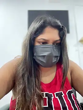 Snapshot of Black_Beauty997 chatting on February 2025 04:44:01 PM Black Beauty997 online show from February 2025 04:44:01 PM