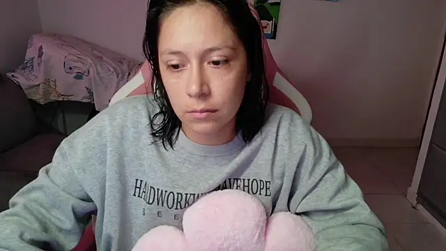 MommyMiaWs online show from June 2026 07:48:01 PM