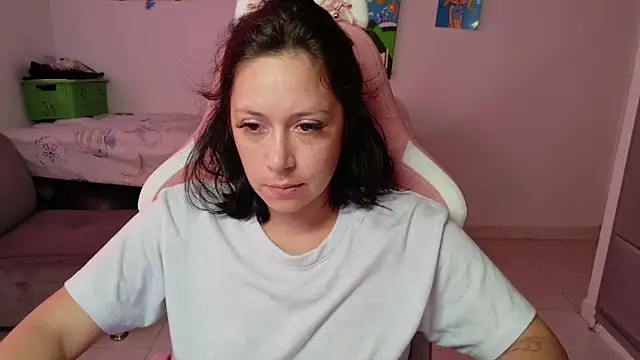 MommyMiaWs online show from July 2026 02:34:01 PM