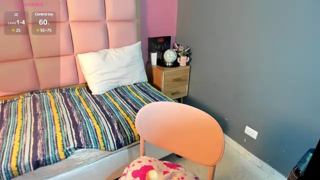 Snapshot of samanthaanderson_ chatting on January 2025 03:20:01 AM samanthaanderson online show from January 2025 03:20:01 AM