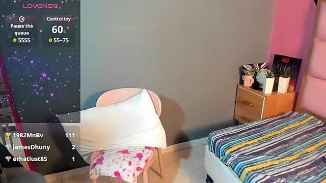 Snapshot of samanthaanderson_ chatting on February 2025 10:12:01 PM samanthaanderson online show from February 2025 10:12:01 PM