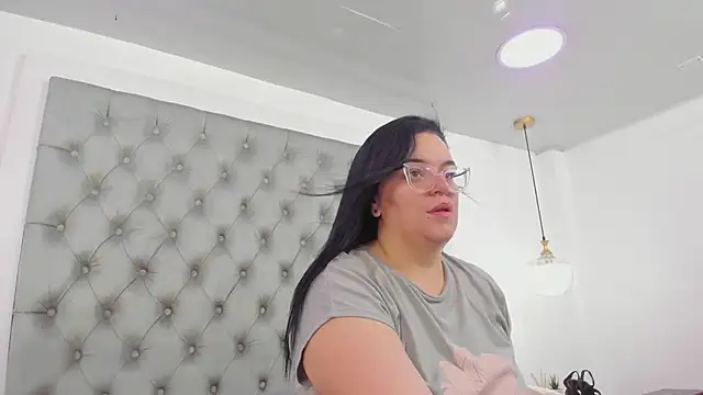 Snapshot of anette_cooper chatting on January 2026 03:12:02 AM anette cooper online show from January 2026 03:12:02 AM