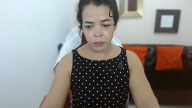 Snapshot of Abril_Beltran_ chatting on September 2025 07:16:01 PM Abril Beltran online show from September 2025 07:16:01 PM