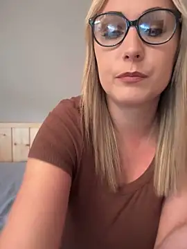 Leanymphoo online show from October 2025 08:55:01 AM