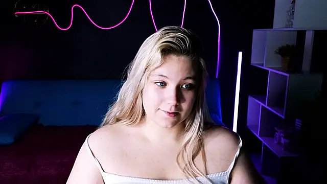 DjennaPalme online show from December 2024 04:56:01 AM