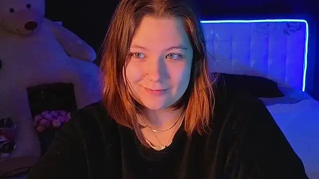 Snapshot of DjennaPalme chatting on November 2025 02:21:01 AM DjennaPalme online show from November 2025 02:21:01 AM