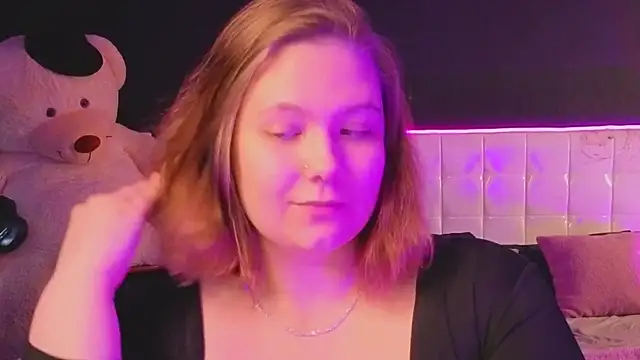 Snapshot of DjennaPalme chatting on November 2025 01:56:02 PM DjennaPalme online show from November 2025 01:56:02 PM