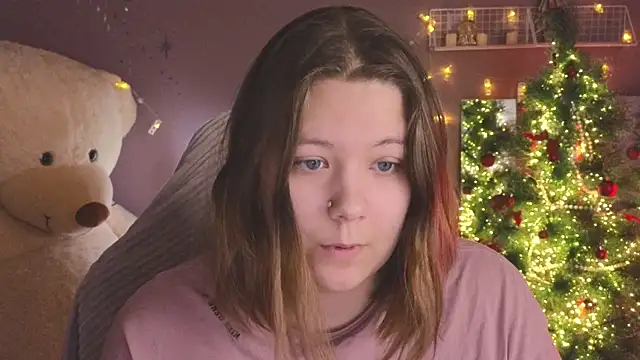 Snapshot of DjennaPalme chatting on December 2025 03:22:02 AM DjennaPalme online show from December 2025 03:22:02 AM