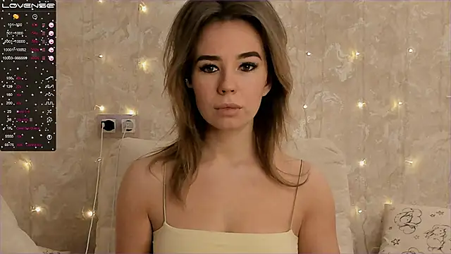 EvaSileZ online show from January 2026 04:44:01 PM