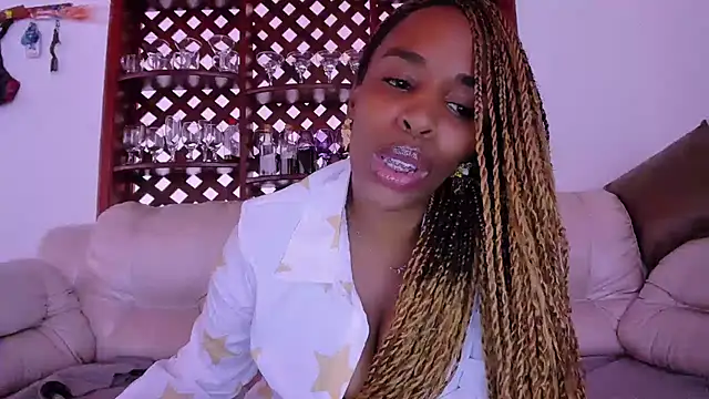 TAYLORR778 online show from July 2026 02:33:01 PM