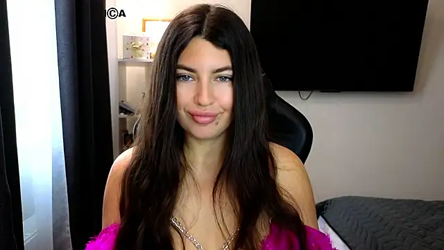 gracedorce online show from October 2025 02:42:02 AM