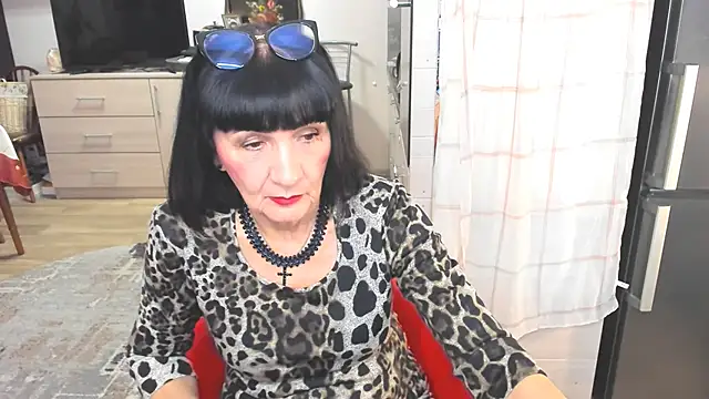 Snapshot of Tina_Joness chatting on December 2024 05:33:01 PM Tina Joness online show from December 2024 05:33:01 PM