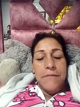 Snapshot of _Scarlett_Sweet chatting on December 2025 06:58:01 PM Scarlett Sweet online show from December 2025 06:58:01 PM