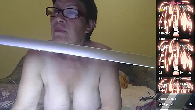Sandra Carina online show from July 2026 11:33:01 PM