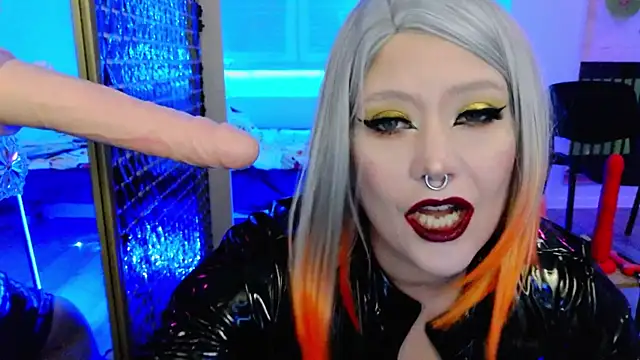 Snapshot of wickedxqueen chatting on January 2026 08:45:02 PM wickedxqueen online show from January 2026 08:45:02 PM