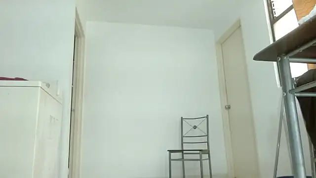 JohanyLatino online show from January 2025 06:52:01 PM