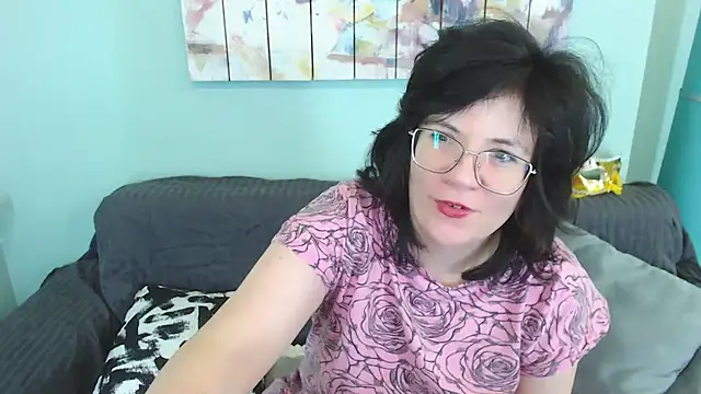 EverlyRays online show from January 2025 07:16:02 PM