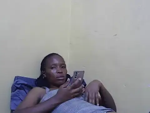 Smillie prety online show from March 2025 05:46:01 PM